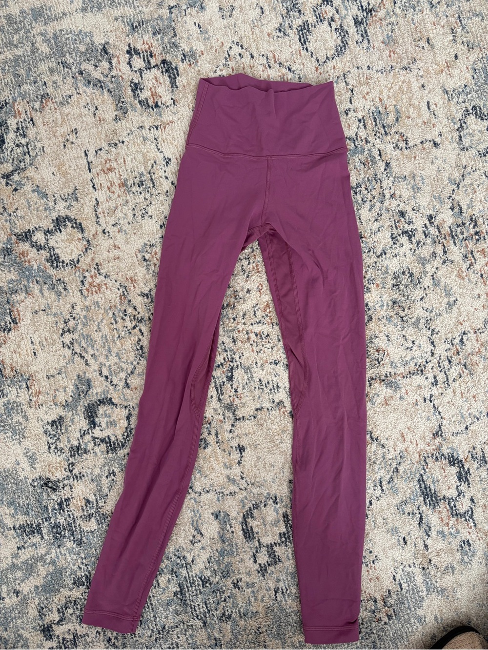 Lululemon Athletica High-Waist align Leggings in Plum